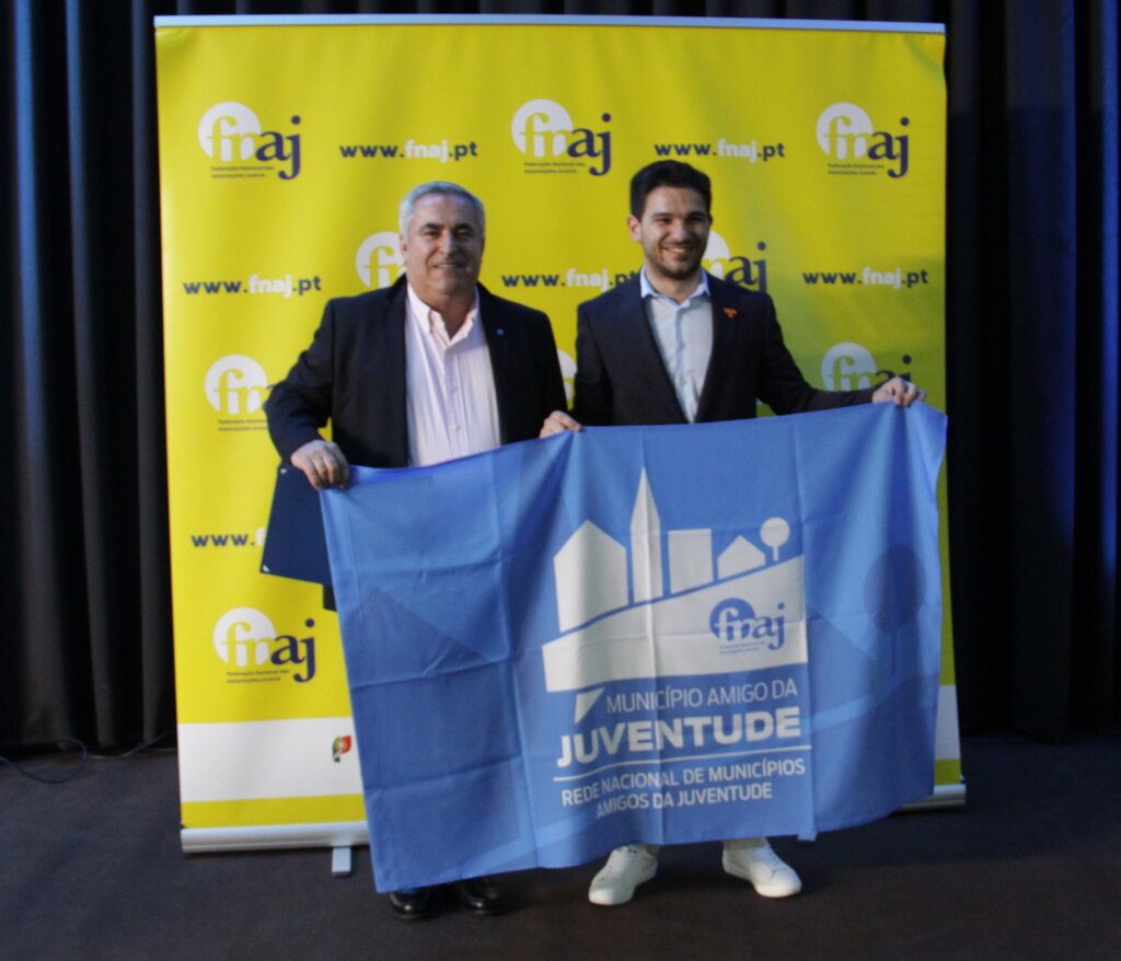 entrega_bandeira_municipio_amigo_da_juventude