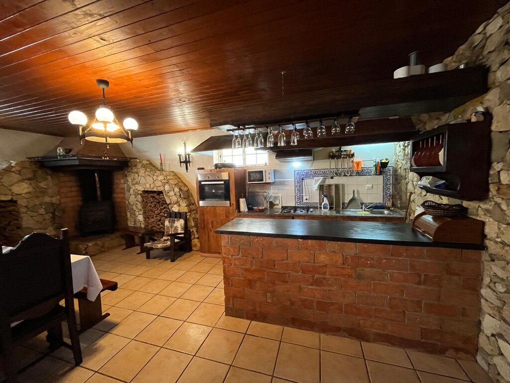 67a3a530-1962-438e-9c26-e9bf606c36d4