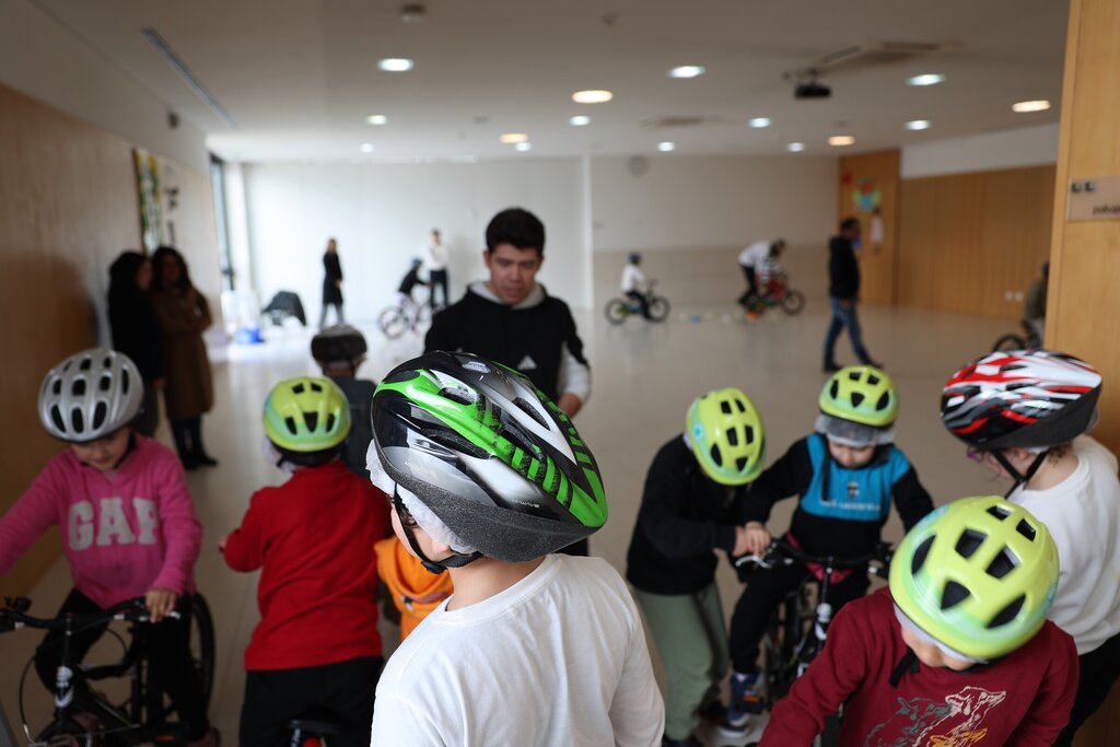Ciclismo vai à escola