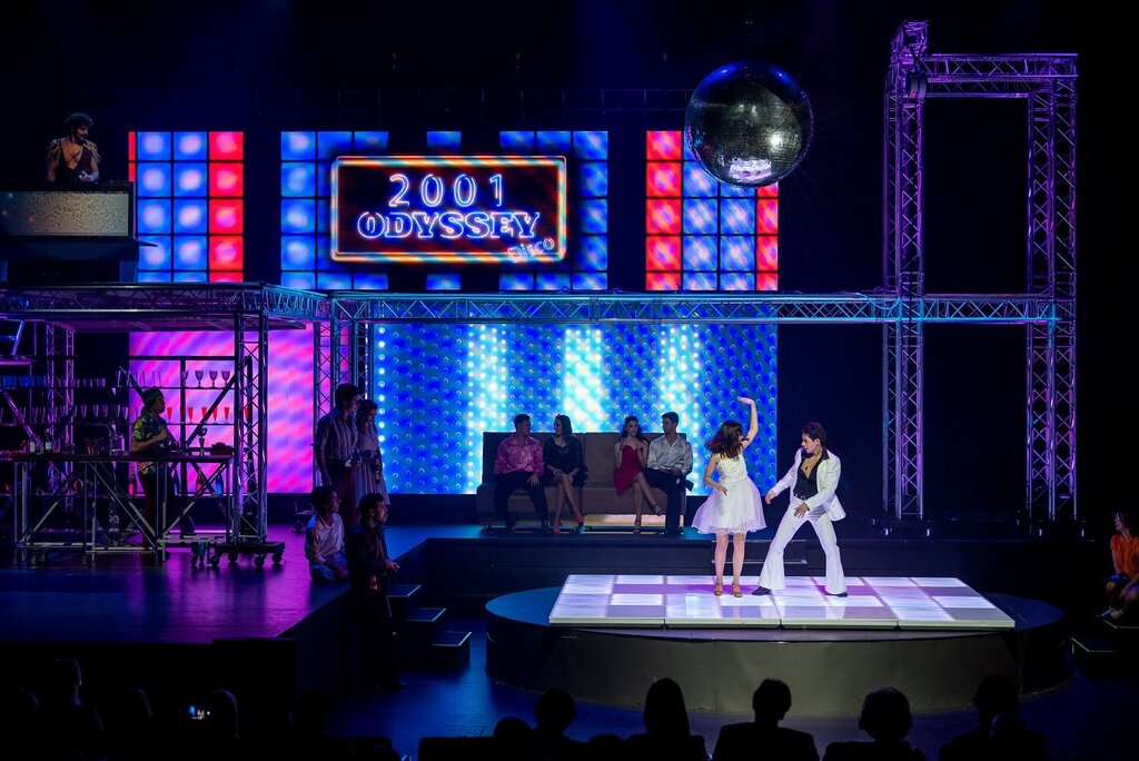 nws_2020_050_0222_cult_satnfever