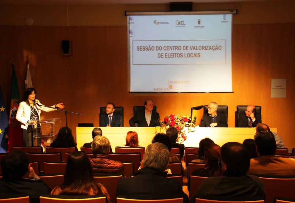 sessao_eleitos_locais